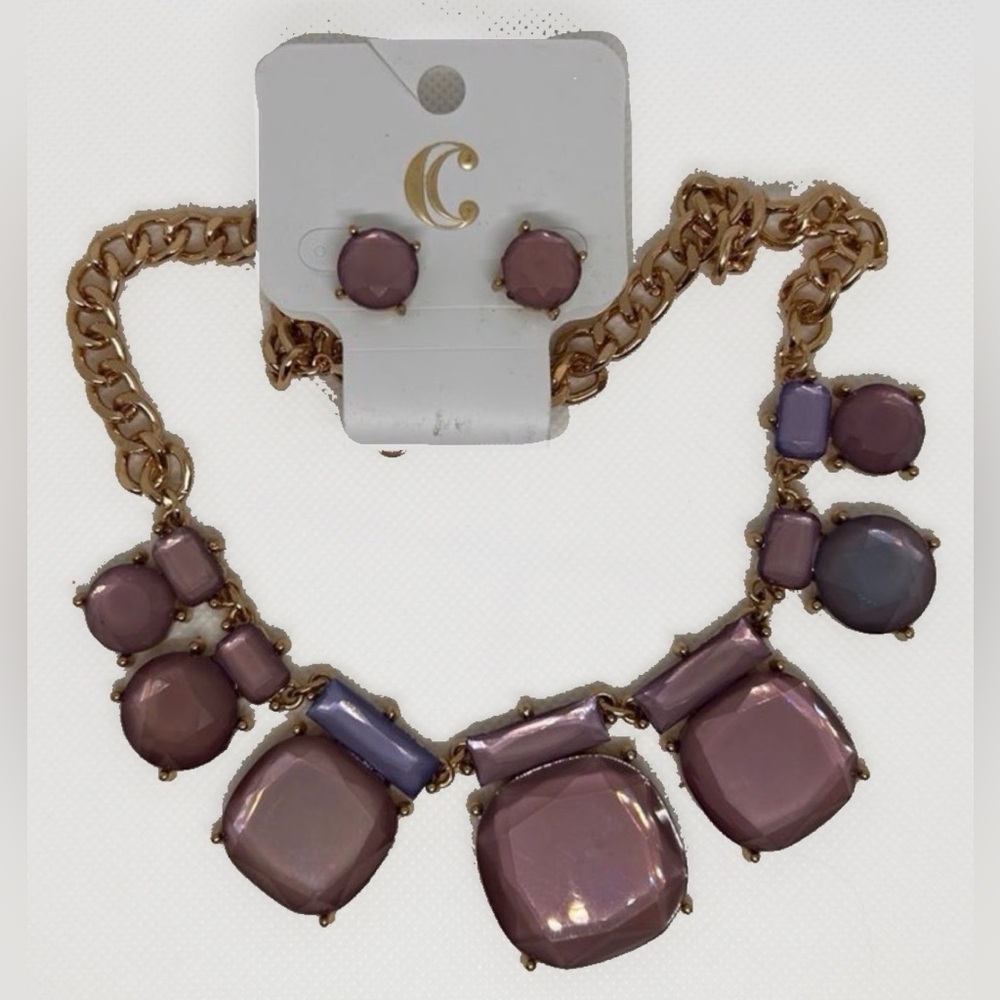 Charming Charlie Gold and Purple Statement Necklace 1B